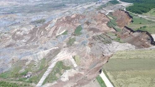 Eordaialive.com - Τα Νέα της Πτολεμαΐδας, Εορδαίας, Κοζάνης Σοκαριστικές εικόνες του Ορυχείου Αμυνταίου μετά την κατολίσθηση