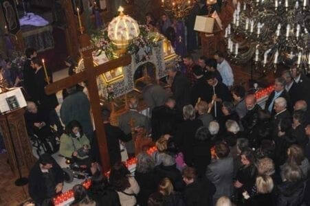 Eordaialive.com - Τα Νέα της Πτολεμαΐδας, Εορδαίας, Κοζάνης eordaialive.gr: Δείτε εικόνες από τους Επιταφίους των εκκλησιών της Πτολεμαΐδας