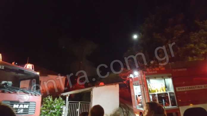 Eordaialive.com - Τα Νέα της Πτολεμαΐδας, Εορδαίας, Κοζάνης Kαστοριά: Φωτιά σε σπίτι στο Κεφαλάρι (φωτογραφίες)