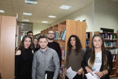 Eordaialive.com - Τα Νέα της Πτολεμαΐδας, Εορδαίας, Κοζάνης Γιώργος Σεφέρης σε 8 γλώσσες από φοιτητές του ΤΕΙ Δυτ. Μακεδονίας (φωτογραφίες)