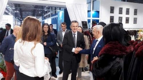 Eordaialive.com - Τα Νέα της Πτολεμαΐδας, Εορδαίας, Κοζάνης Την 44η Διεθνή Έκθεση Γούνας Καστοριάς επισκέφθηκε ο υποψήφιος Περιφερειάρχης Δυτικής Μακεδονίας Γιώργος Κασαπίδης