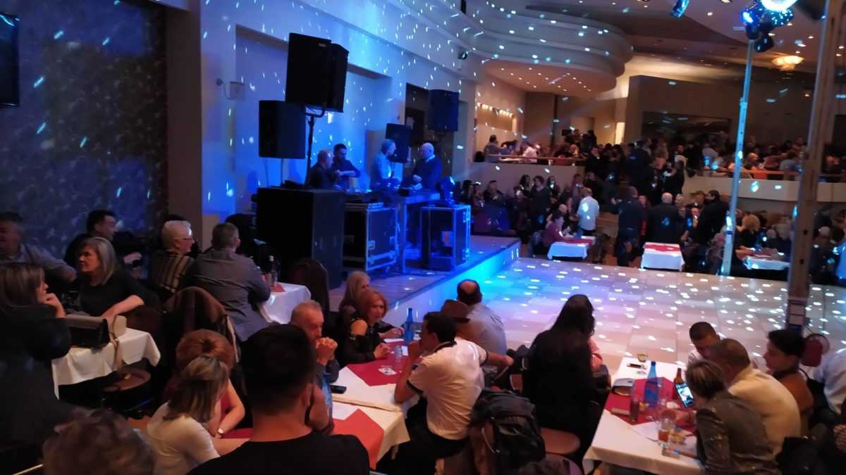 Eordaialive.com - Τα Νέα της Πτολεμαΐδας, Εορδαίας, Κοζάνης Δεν πέφτει καρφίτσα στο SYMMETRY Reunion Dance Party στην Πτολεμαΐδα !!- Δείτε φωτογραφίες - βίντεο