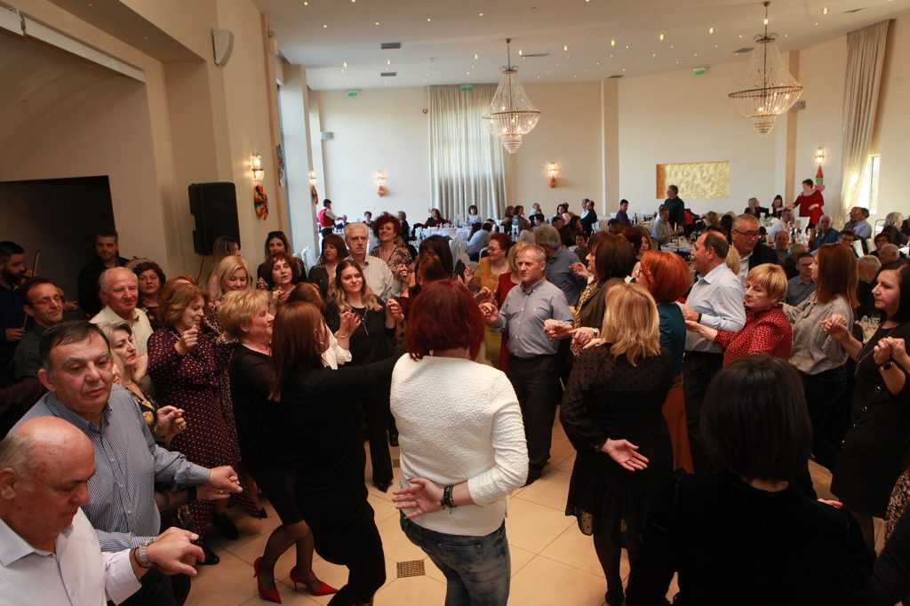 Ετήσιος Χορός του Συλλόγου Γρεβενιωτών Κοζάνης